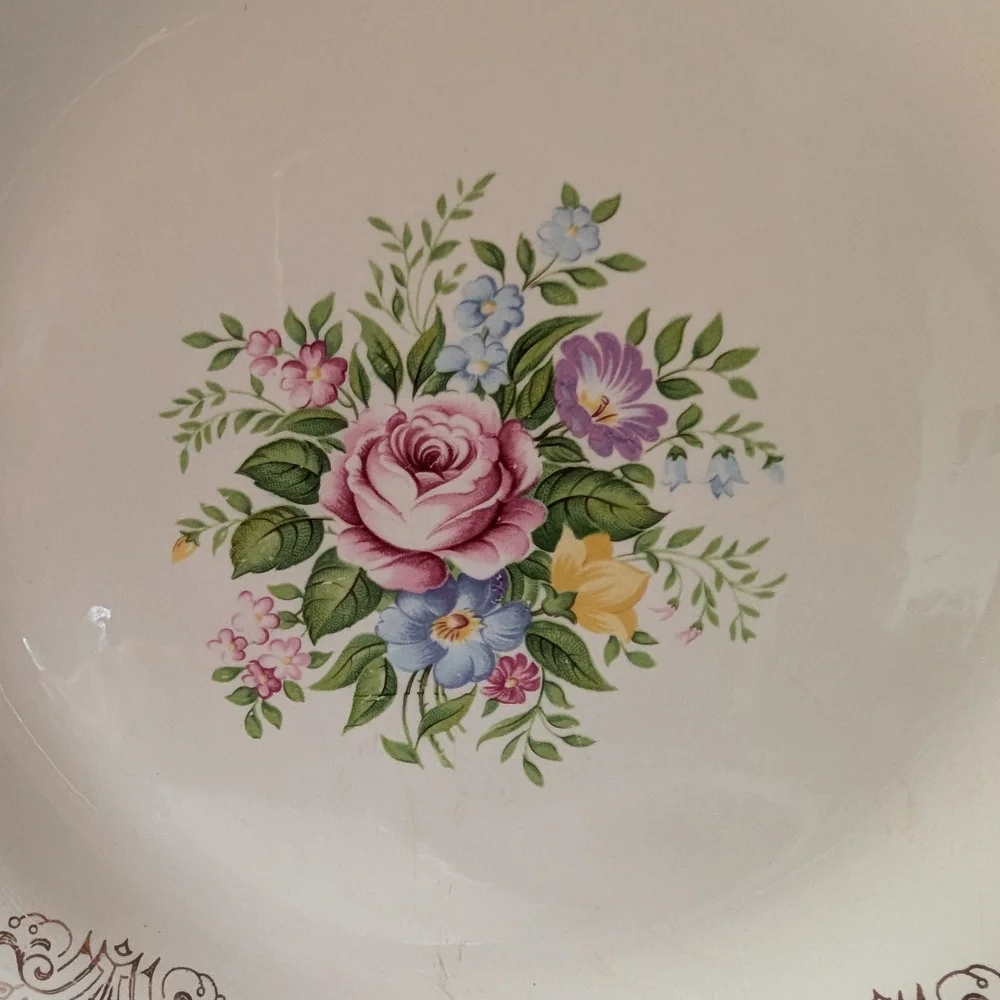 Limoges Triumph Rosalie Plates with Warranted 22K Gold Trim
